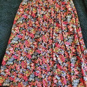Diversity brand, size petite 8 floral high waisted skirt